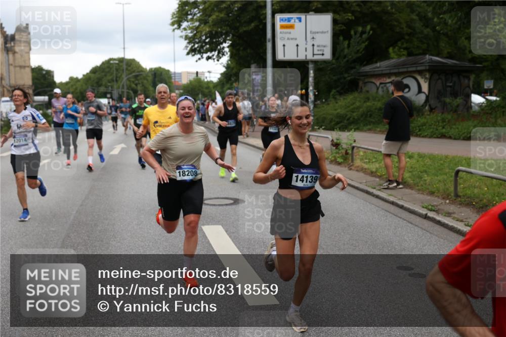 29.06.2025 - hella hamburg halbmarathon Yannick Fuchs http://msf.ph/oto/8318559 29.06.2025 10:50:53 20KM 1485, 2034, 2282, 2417, 2676, 3413, 3435, 3836, 4167, 4940, 5033, 5492, 6272, 6399, 6416, 6835, 7716, 8393, 8542, 8652, 8669, 8825, 9488, 9577, 9727, 9820, 9907, 9934, 10133, 10212, 11043, 11083, 11212, 11590, 11612, 11832, 12014, 12440, 12523, 13394, 13666, 13750, 13863, 14139, 14369, 14678, 15097, 15145, 15431, 15695, 15712, 15726, 16113, 16257, 16261, 16470, 16634, 16830, 16909, 17160, 17617, 17779, 17828, 18208, 18652, 19184 meine-sportfotos.de