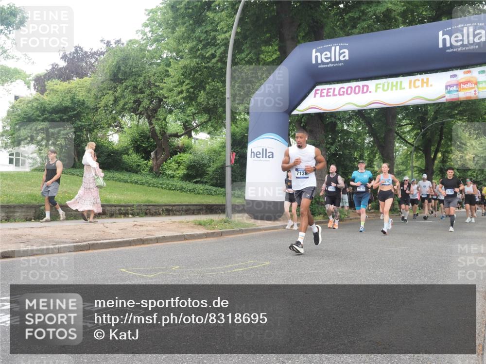 29.06.2025 - hella hamburg halbmarathon KatJ http://msf.ph/oto/8318695 29.06.2025 10:45:33 Zwischen KM18-KM19 1946, 1951, 2027, 4796, 5675, 6636, 7138 meine-sportfotos.de