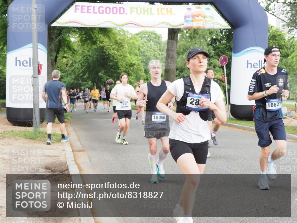 29.06.2025 - hella hamburg halbmarathon MichiJ http://msf.ph/oto/8318827 29.06.2025 10:36:55 Zwischen KM18-KM19 1452, 1476, 2706, 2889, 3060, 3692, 4017, 4847, 4890, 6158, 6282, 7332, 8704, 9038, 9200, 9619, 11340, 11451, 11977, 12271, 13233, 14192, 15384, 15422, 16114, 16627, 17982, 18066, 19109, 19122 meine-sportfotos.de