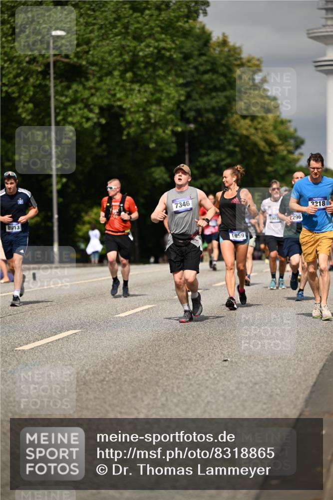 29.06.2025 - hella hamburg halbmarathon Dr. Thomas Lammeyer http://msf.ph/oto/8318865 29.06.2025 10:17:20 Kennedybrücke 1007, 1328, 1859, 2055, 2359, 2961, 2987, 3218, 3729, 4554, 4950, 5232, 5597, 5598, 6026, 6207, 7346, 7460, 8115, 8279, 8913, 9128, 9527, 10581 meine-sportfotos.de
