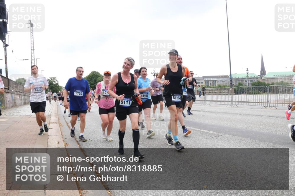 29.06.2025 - hella hamburg halbmarathon Lena Gebhardt http://msf.ph/oto/8318885 29.06.2025 10:47:14 Lombardsbrücke 7430, 1720, 107, 2320, 18403, 5114, 5111, 7356, 1073, 1185, 1286, 1363, 1434, 1463, 1523, 1593, 1607, 1704, 1720, 1961, 2148, 2211, 2320, 2327, 2407, 2537, 2555, 2556, 2665, 2981, 2994, 3339, 3406, 3407, 3823, 4184, 4239, 4325, 4483, 4806, 4895, 4974, 4975, 5111, 5114, 5700, 5796, 5895, 5953, 6255, 6256, 6485, 6496, 6740, 6879, 6995, 7073, 7403, 7412, 7430, 7431, 7630, 7631, 7827, 8105, 8131, 8270, 8486, 8553, 8684, 8706, 8915, 8953, 8967, 9018, 11458, 11738 meine-sportfotos.de