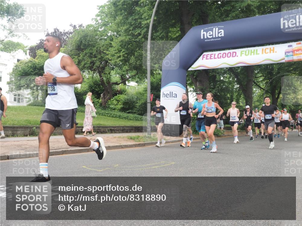 29.06.2025 - hella hamburg halbmarathon KatJ http://msf.ph/oto/8318890 29.06.2025 10:45:34 Zwischen KM18-KM19 1946, 1951, 2027, 4796, 5675, 6636, 7138 meine-sportfotos.de