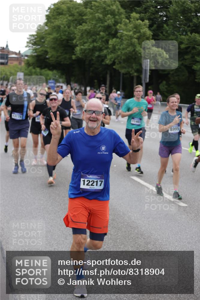 29.06.2025 - hella hamburg halbmarathon Jannik Wohlers http://msf.ph/oto/8318904 29.06.2025 10:39:08 Lombardsbrücke 1883, 2578, 2976, 3353, 4603, 4609, 4855, 5045, 5701, 6321, 6342, 6343, 6427, 6428, 6719, 6726, 6748, 7053, 7125, 7199, 7501, 7524, 7684, 8203, 8995, 9393, 9569, 9698, 9747, 9777, 10512, 10626, 10627, 10833, 10849, 10888, 11381, 11382, 11461, 11729, 12150, 12217, 12680, 13178, 13461, 13495, 13519, 14111, 14114, 14299, 14674, 15265, 15433, 15494, 15536, 16178, 17379, 17407, 17666, 17695, 18944 meine-sportfotos.de