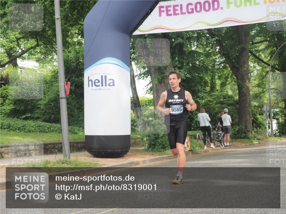 29.06.2025 - hella hamburg halbmarathon KatJ http://msf.ph/oto/8319001 29.06.2025 10:16:08 Zwischen KM18-KM19  meine-sportfotos.de