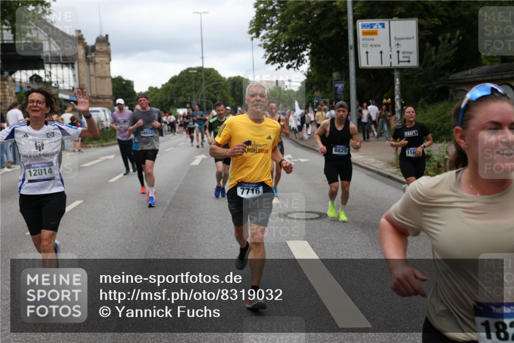 29.06.2025 - hella hamburg halbmarathon Yannick Fuchs http://msf.ph/oto/8319032 29.06.2025 10:50:54 20KM 1387, 1485, 2034, 2282, 2417, 2676, 3413, 3435, 3836, 4167, 4940, 5033, 5492, 6272, 6399, 6416, 6835, 7716, 8393, 8542, 8652, 8669, 8825, 9488, 9577, 9727, 9820, 9907, 9934, 10133, 10212, 11043, 11083, 11212, 11590, 11612, 11832, 12014, 12440, 12523, 13245, 13666, 13750, 13863, 14139, 14369, 14678, 15097, 15145, 15695, 15712, 15726, 16113, 16257, 16261, 16470, 16634, 16830, 16909, 17160, 17617, 17779, 17828, 18208, 18652, 19184 meine-sportfotos.de