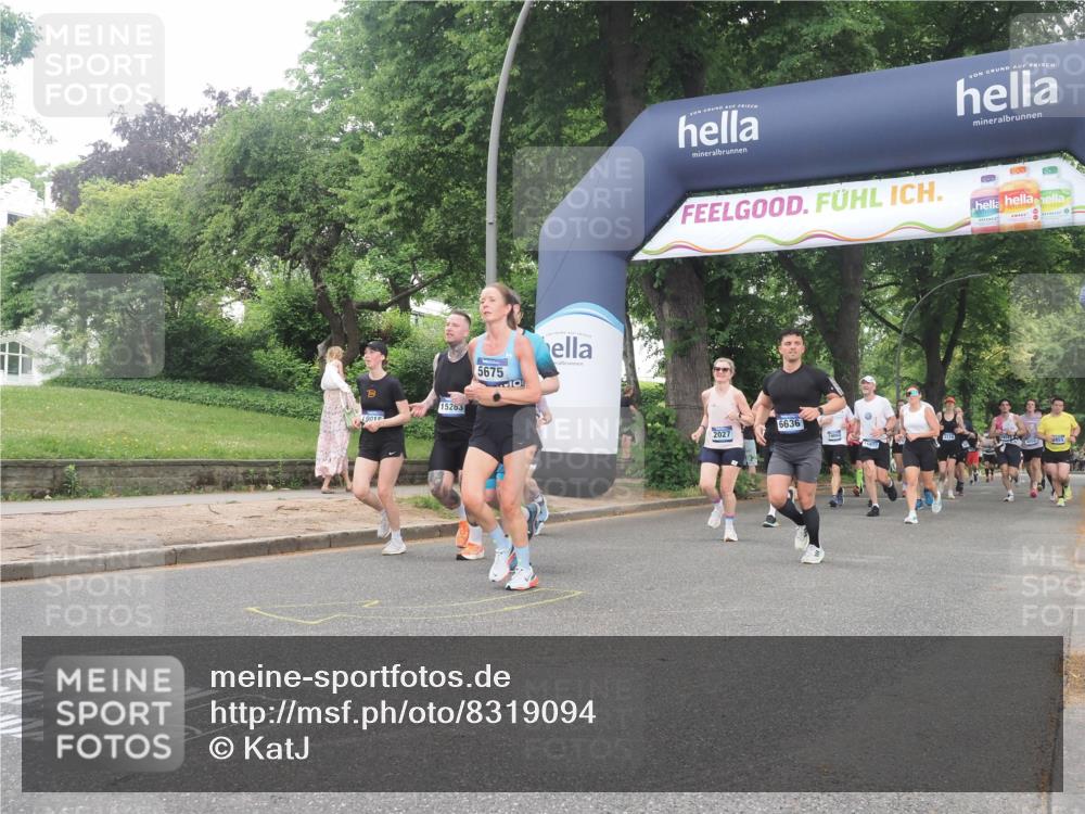 29.06.2025 - hella hamburg halbmarathon KatJ http://msf.ph/oto/8319094 29.06.2025 10:45:35 Zwischen KM18-KM19 1642, 1946, 1951, 2027, 4796, 5675, 6636, 7138 meine-sportfotos.de