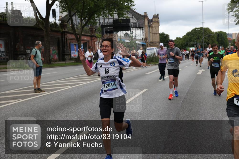 29.06.2025 - hella hamburg halbmarathon Yannick Fuchs http://msf.ph/oto/8319104 29.06.2025 10:50:54 20KM 1387, 1485, 2034, 2282, 2417, 2676, 3413, 3435, 3836, 4167, 4940, 5033, 5492, 6272, 6399, 6416, 6835, 7716, 8393, 8542, 8652, 8669, 8825, 9488, 9577, 9727, 9820, 9907, 9934, 10133, 10212, 11043, 11083, 11212, 11590, 11612, 11832, 12014, 12440, 12523, 13245, 13666, 13750, 13863, 14139, 14369, 14678, 15097, 15145, 15695, 15712, 15726, 16113, 16257, 16261, 16470, 16634, 16830, 16909, 17160, 17617, 17779, 17828, 18208, 18652, 19184 meine-sportfotos.de