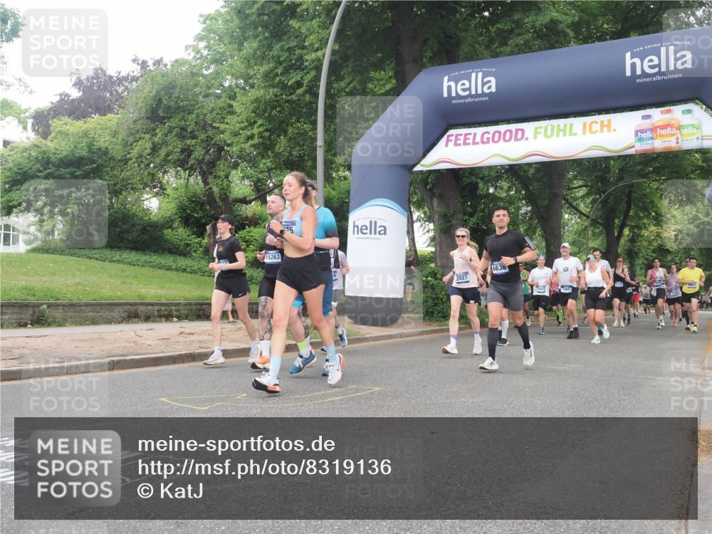 29.06.2025 - hella hamburg halbmarathon KatJ http://msf.ph/oto/8319136 29.06.2025 10:45:35 Zwischen KM18-KM19 1642, 1946, 1951, 2027, 4796, 5675, 6636, 7138 meine-sportfotos.de