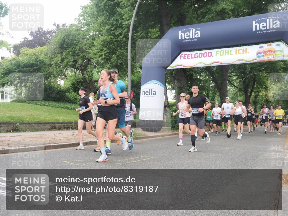 29.06.2025 - hella hamburg halbmarathon KatJ http://msf.ph/oto/8319187 29.06.2025 10:45:35 Zwischen KM18-KM19 1642, 1946, 1951, 2027, 4796, 5675, 6636, 7138 meine-sportfotos.de