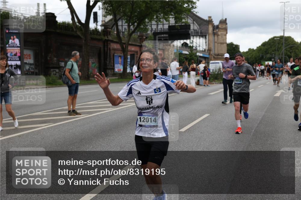 29.06.2025 - hella hamburg halbmarathon Yannick Fuchs http://msf.ph/oto/8319195 29.06.2025 10:50:54 20KM 1387, 1485, 2034, 2282, 2417, 2676, 3413, 3435, 3836, 4167, 4940, 5033, 5492, 6272, 6399, 6416, 6835, 7716, 8393, 8542, 8652, 8669, 8825, 9488, 9577, 9727, 9820, 9907, 9934, 10133, 10212, 11043, 11083, 11212, 11590, 11612, 11832, 12014, 12440, 12523, 13245, 13666, 13750, 13863, 14139, 14369, 14678, 15097, 15145, 15695, 15712, 15726, 16113, 16257, 16261, 16470, 16634, 16830, 16909, 17160, 17617, 17779, 17828, 18208, 18652, 19184 meine-sportfotos.de