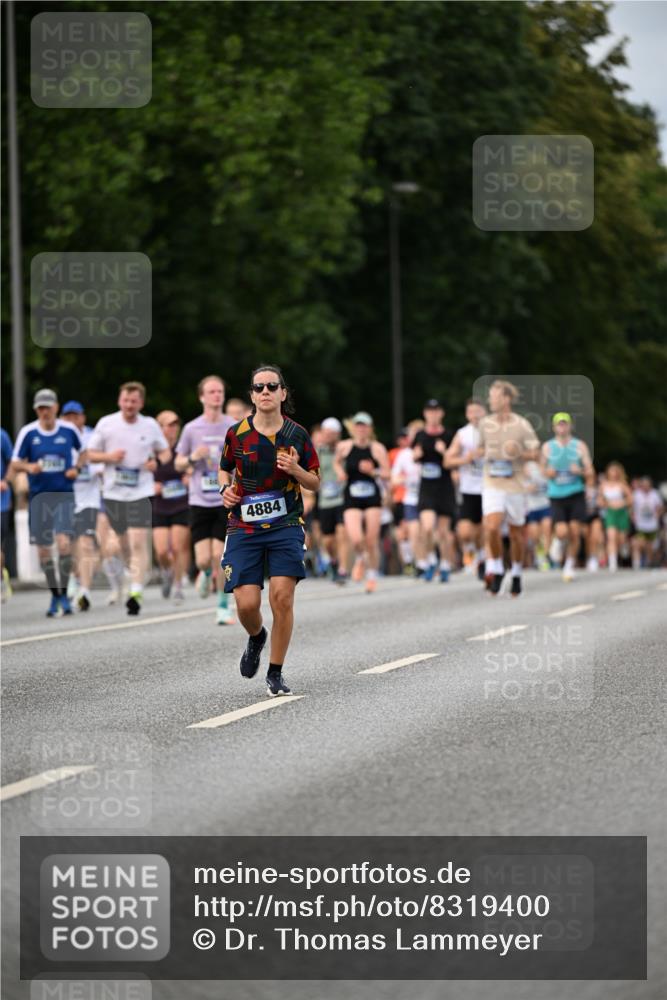 29.06.2025 - hella hamburg halbmarathon Dr. Thomas Lammeyer http://msf.ph/oto/8319400 29.06.2025 10:39:05 Kennedybrücke 1417, 1497, 2265, 2355, 2482, 2751, 3130, 3409, 3420, 4884, 5453, 6171, 6310, 6329, 6335, 6571, 6803, 6859, 7020, 7299, 8369, 8965, 9164, 9248, 10335, 10464, 10606 meine-sportfotos.de