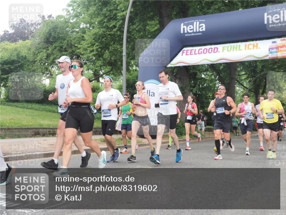 29.06.2025 - hella hamburg halbmarathon KatJ http://msf.ph/oto/8319602 29.06.2025 10:45:38 Zwischen KM18-KM19 1642, 2027, 2584, 2759, 2855, 3114, 4550, 5675, 6636, 6860, 7138, 8392 meine-sportfotos.de