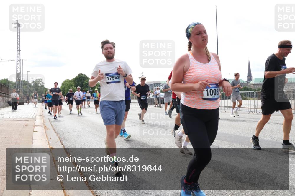 29.06.2025 - hella hamburg halbmarathon Lena Gebhardt http://msf.ph/oto/8319644 29.06.2025 10:22:41 Lombardsbrücke 19, 17553, 16667, 1003, 174, 000, 1029, 1187, 1419, 1598, 1853, 2022, 2294, 2351, 2479, 2766, 2886, 3003, 3034, 3108, 3430, 3457, 3511, 3600, 3601, 3910, 3946, 4113, 4114, 4131, 4556, 4559, 4829, 4969, 4970, 5079, 5223, 5343, 5629, 5798, 5838, 6030, 6048, 6049, 6303, 6307, 6347, 6820, 6826, 6899, 7097, 7188, 7190, 7266, 7276, 7529, 7794, 7925, 8355, 8511, 8855, 8884, 8931, 9256, 10205, 10826, 12190, 13921, 14525, 14801 meine-sportfotos.de