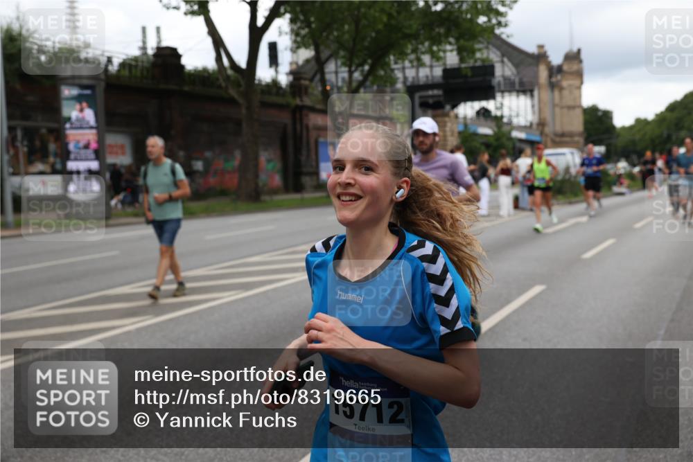 29.06.2025 - hella hamburg halbmarathon Yannick Fuchs http://msf.ph/oto/8319665 29.06.2025 10:50:57 20KM 1387, 1485, 2034, 2282, 2417, 2676, 3435, 3836, 4167, 4940, 5033, 5728, 6272, 6399, 6416, 6835, 7716, 8393, 8825, 9488, 9577, 9727, 9820, 9934, 10133, 10212, 11043, 11083, 11212, 11590, 11612, 11832, 12014, 12440, 12523, 13245, 13666, 13863, 14139, 14369, 15125, 15145, 15712, 15726, 16093, 16113, 16257, 16261, 16470, 16830, 16909, 17160, 17617, 17779, 17828, 17848, 18208, 18388, 18652, 19184 meine-sportfotos.de