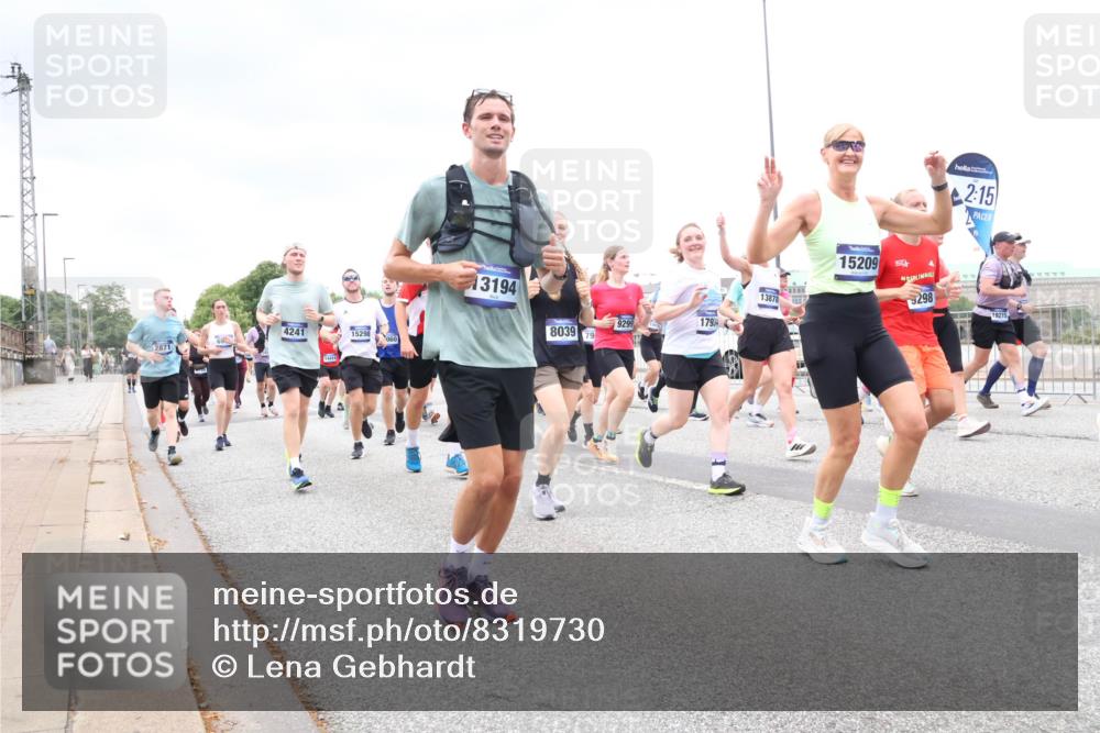 29.06.2025 - hella hamburg halbmarathon Lena Gebhardt http://msf.ph/oto/8319730 29.06.2025 10:57:13 Lombardsbrücke 2871, 4241, 14414, 15298, 060, 13194, 13878, 17934, 9299, 8039, 79, 15209, 298, 2, 15, 19215, 1207, 2041, 2370, 2871, 2932, 3195, 3348, 3387, 3388, 3418, 3470, 3485, 3516, 3517, 3723, 3750, 3851, 4086, 4094, 4106, 4118, 4180, 4241, 4485, 4568, 4569, 4611, 4998, 5057, 5117, 5316, 5589, 5639, 5738, 5944, 6053, 6284, 6827, 6832, 6981, 7381, 7416, 7417, 7592, 7728, 7787, 7964, 8035, 8039, 8150, 8197, 8224, 8287, 8386, 8540, 8546, 8552, 8679, 8851, 8853, 8873, 9110, 9298, 9299 meine-sportfotos.de