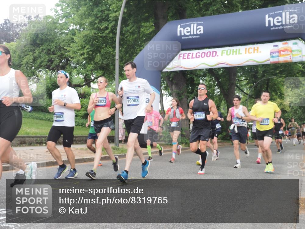 29.06.2025 - hella hamburg halbmarathon KatJ http://msf.ph/oto/8319765 29.06.2025 10:45:39 Zwischen KM18-KM19 1642, 2027, 2584, 2759, 2855, 3114, 4550, 5675, 6636, 6860, 8392 meine-sportfotos.de