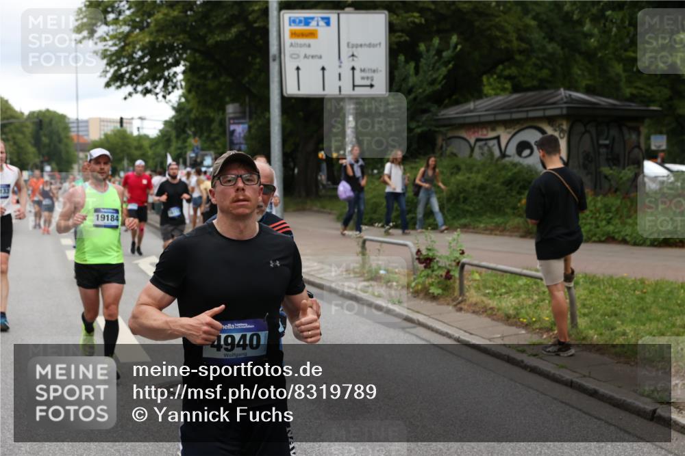 29.06.2025 - hella hamburg halbmarathon Yannick Fuchs http://msf.ph/oto/8319789 29.06.2025 10:50:58 20KM 1387, 1485, 2034, 2282, 2417, 2676, 3435, 3836, 4167, 4940, 5033, 5728, 6272, 6416, 6835, 7716, 8393, 8825, 9488, 9577, 9727, 9820, 10133, 10212, 11043, 11083, 11212, 11590, 11612, 11832, 12014, 12440, 12523, 13245, 13523, 13863, 14139, 14369, 15125, 15145, 15712, 15726, 16093, 16113, 16257, 16261, 16470, 16830, 16909, 17160, 17201, 17617, 17769, 17779, 17828, 17848, 18208, 18388, 18652, 19184 meine-sportfotos.de