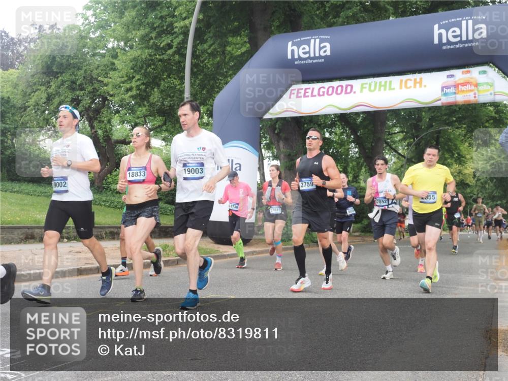 29.06.2025 - hella hamburg halbmarathon KatJ http://msf.ph/oto/8319811 29.06.2025 10:45:39 Zwischen KM18-KM19 1642, 2027, 2584, 2759, 2855, 3114, 4550, 5675, 6636, 6860, 8392 meine-sportfotos.de