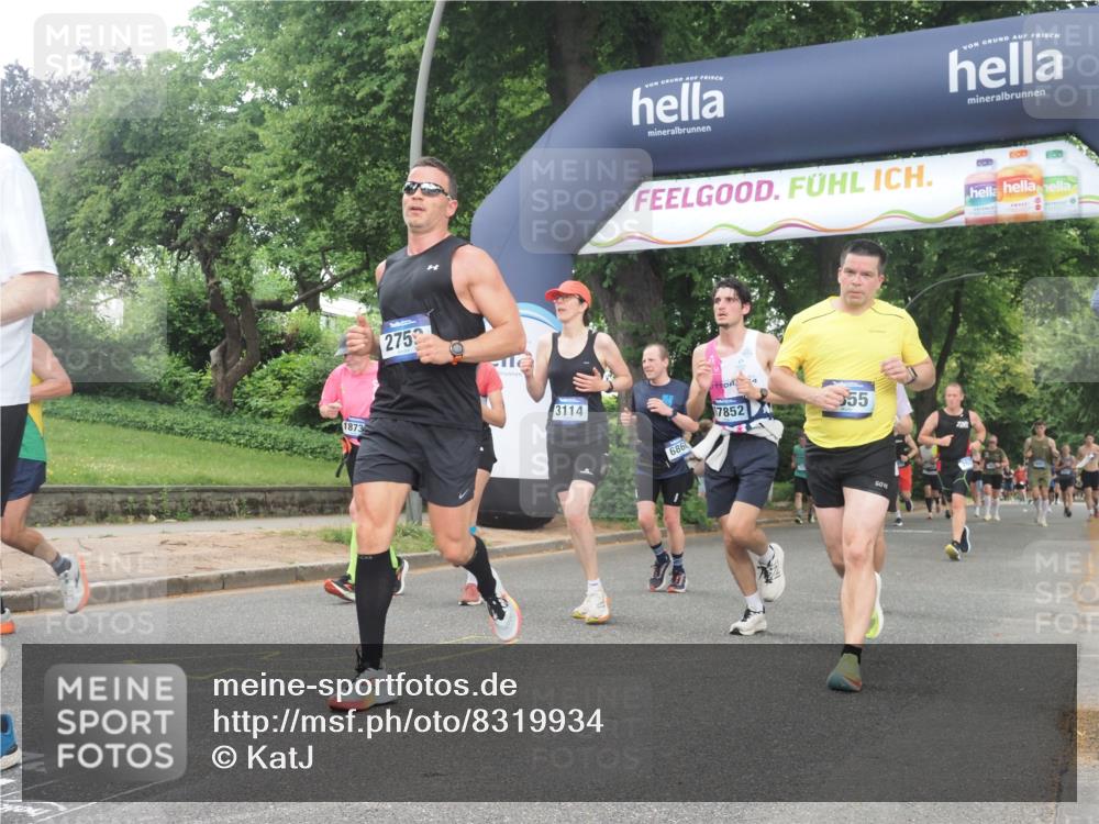 29.06.2025 - hella hamburg halbmarathon KatJ http://msf.ph/oto/8319934 29.06.2025 10:45:40 Zwischen KM18-KM19 1642, 2027, 2584, 2677, 2759, 2855, 3114, 4550, 5675, 6636, 6860, 8392 meine-sportfotos.de