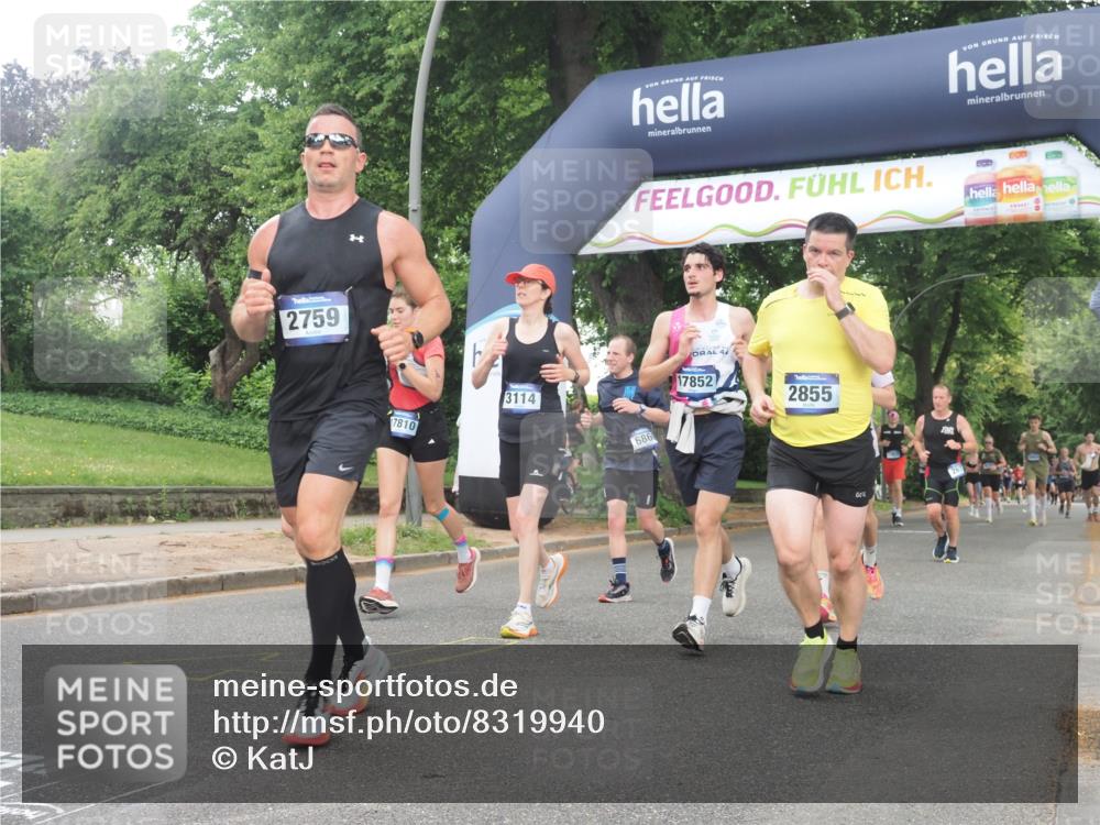29.06.2025 - hella hamburg halbmarathon KatJ http://msf.ph/oto/8319940 29.06.2025 10:45:40 Zwischen KM18-KM19 1642, 2027, 2584, 2677, 2759, 2855, 3114, 4550, 5675, 6636, 6860, 8392 meine-sportfotos.de