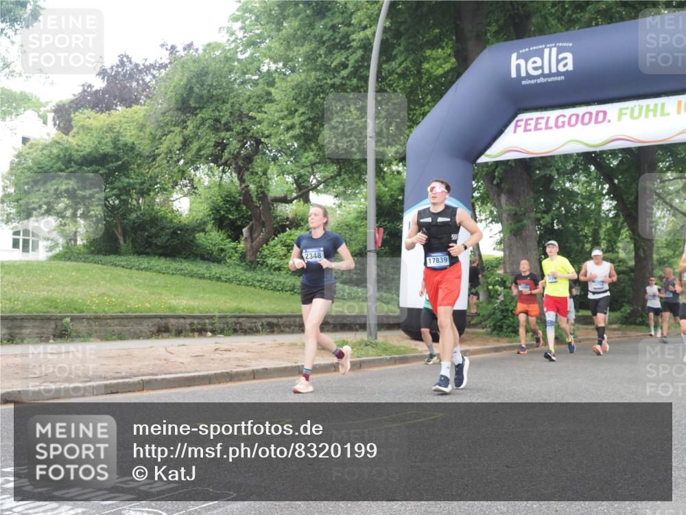29.06.2025 - hella hamburg halbmarathon KatJ http://msf.ph/oto/8320199 29.06.2025 10:45:45 Zwischen KM18-KM19 2348, 2584, 2619, 2677, 2759, 2855, 3114, 4550, 6860, 8392 meine-sportfotos.de