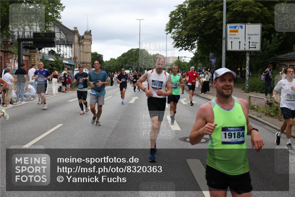 29.06.2025 - hella hamburg halbmarathon Yannick Fuchs http://msf.ph/oto/8320363 29.06.2025 10:51:00 20KM 1387, 1485, 2034, 2282, 2417, 2676, 3435, 4167, 4940, 5033, 5728, 6272, 7269, 7716, 8393, 8825, 9488, 9577, 9820, 10133, 10212, 11043, 11083, 11212, 11590, 11612, 11832, 12014, 12523, 13245, 13523, 13863, 14139, 14361, 14369, 14881, 15110, 15125, 15145, 15712, 15726, 16093, 16113, 16257, 16261, 16470, 16830, 16909, 17160, 17201, 17617, 17769, 17779, 17828, 17848, 18208, 18388, 18652, 19184 meine-sportfotos.de