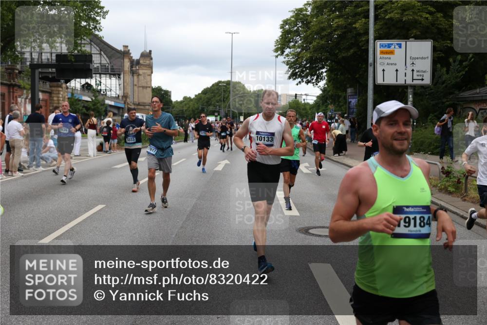 29.06.2025 - hella hamburg halbmarathon Yannick Fuchs http://msf.ph/oto/8320422 29.06.2025 10:51:00 20KM 1387, 1485, 2034, 2282, 2417, 2676, 3435, 4167, 4940, 5033, 5728, 6272, 7269, 7716, 8393, 8825, 9488, 9577, 9820, 10133, 10212, 11043, 11083, 11212, 11590, 11612, 11832, 12014, 12523, 13245, 13523, 13863, 14139, 14361, 14369, 14881, 15110, 15125, 15145, 15712, 15726, 16093, 16113, 16257, 16261, 16470, 16830, 16909, 17160, 17201, 17617, 17769, 17779, 17828, 17848, 18208, 18388, 18652, 19184 meine-sportfotos.de