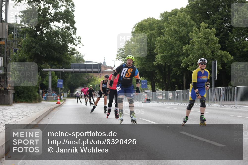 29.06.2025 - hella hamburg halbmarathon Jannik Wohlers http://msf.ph/oto/8320426 29.06.2025 09:00:16 Lombardsbrücke  meine-sportfotos.de