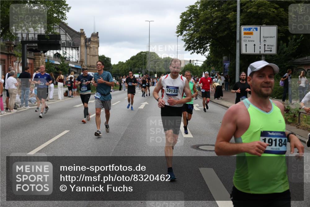 29.06.2025 - hella hamburg halbmarathon Yannick Fuchs http://msf.ph/oto/8320462 29.06.2025 10:51:00 20KM 1387, 1485, 2034, 2282, 2417, 2676, 3435, 4167, 4940, 5033, 5728, 6272, 7269, 7716, 8393, 8825, 9488, 9577, 9820, 10133, 10212, 11043, 11083, 11212, 11590, 11612, 11832, 12014, 12523, 13245, 13523, 13863, 14139, 14361, 14369, 14881, 15110, 15125, 15145, 15712, 15726, 16093, 16113, 16257, 16261, 16470, 16830, 16909, 17160, 17201, 17617, 17769, 17779, 17828, 17848, 18208, 18388, 18652, 19184 meine-sportfotos.de
