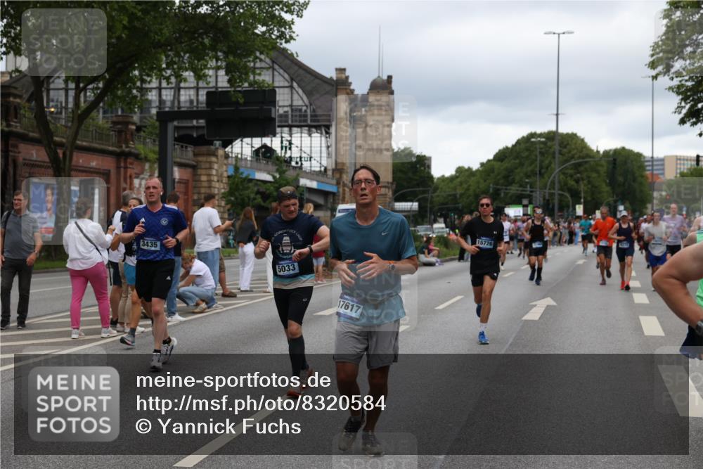 29.06.2025 - hella hamburg halbmarathon Yannick Fuchs http://msf.ph/oto/8320584 29.06.2025 10:51:00 20KM 1387, 1485, 2034, 2282, 2417, 2676, 3435, 4167, 4940, 5033, 5728, 6272, 7269, 7716, 8393, 8825, 9488, 9577, 9820, 10133, 10212, 11043, 11083, 11212, 11590, 11612, 11832, 12014, 12523, 13245, 13523, 13863, 14139, 14361, 14369, 14881, 15110, 15125, 15145, 15712, 15726, 16093, 16113, 16257, 16261, 16470, 16830, 16909, 17160, 17201, 17617, 17769, 17779, 17828, 17848, 18208, 18388, 18652, 19184 meine-sportfotos.de