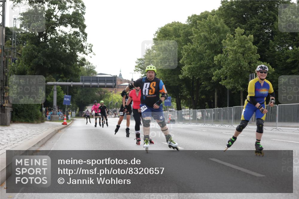 29.06.2025 - hella hamburg halbmarathon Jannik Wohlers http://msf.ph/oto/8320657 29.06.2025 09:00:17 Lombardsbrücke  meine-sportfotos.de