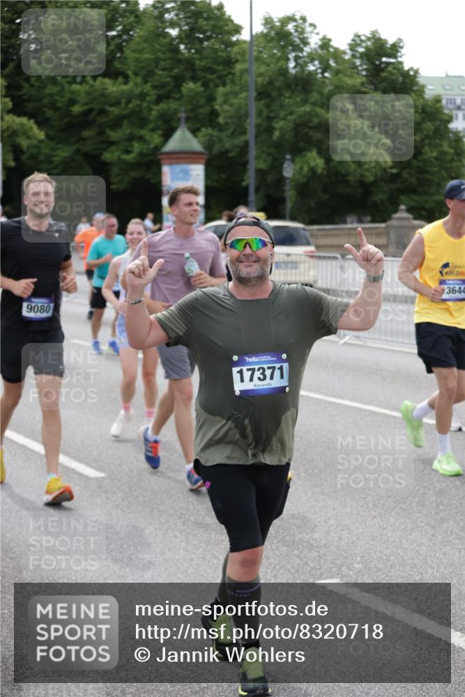 29.06.2025 - hella hamburg halbmarathon Jannik Wohlers http://msf.ph/oto/8320718 29.06.2025 10:39:28 Lombardsbrücke 1058, 1076, 1586, 1899, 2313, 2976, 3046, 3882, 3883, 3884, 4298, 4752, 5229, 5654, 5901, 6428, 6698, 6739, 7045, 7125, 7429, 7455, 7456, 8107, 8612, 8622, 8865, 8866, 9080, 9195, 9292, 10441, 10648, 10666, 10714, 10833, 10901, 10939, 11242, 11664, 11874, 11982, 12414, 12631, 12883, 12906, 13644, 14327, 14578, 14882, 15111, 15265, 16532, 16784, 17407, 17634, 18157, 18944, 19121, 19163 meine-sportfotos.de