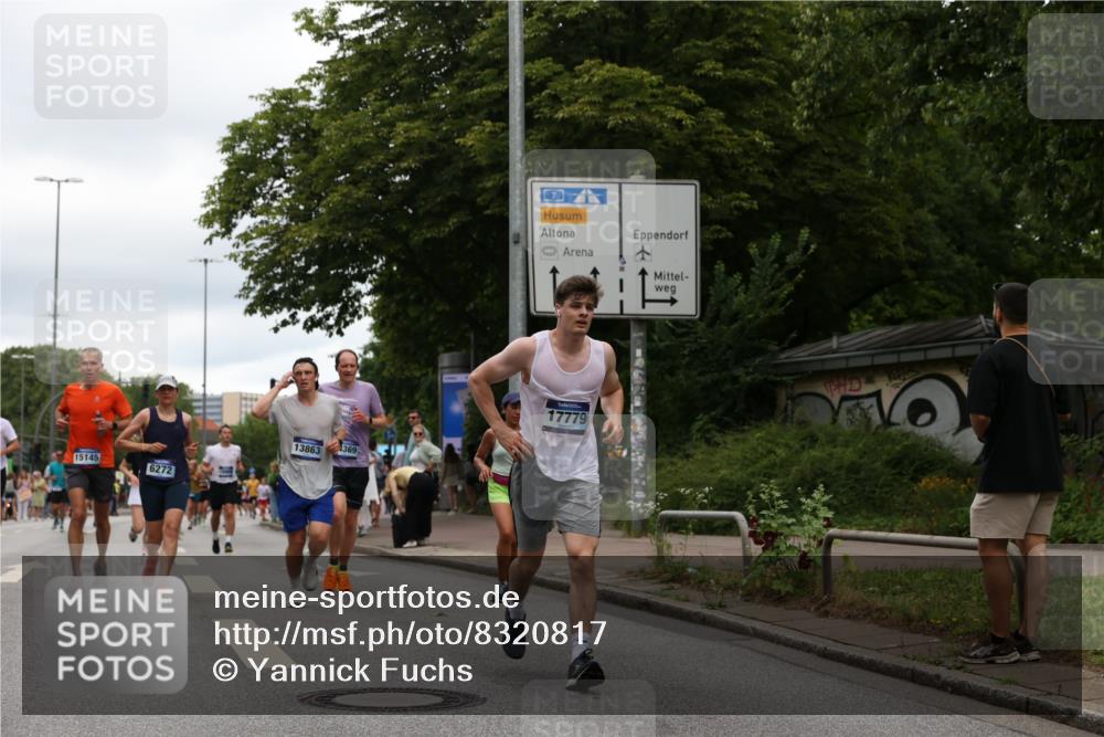 29.06.2025 - hella hamburg halbmarathon Yannick Fuchs http://msf.ph/oto/8320817 29.06.2025 10:51:04 20KM 1387, 1485, 1715, 1719, 1972, 2034, 2282, 2417, 2676, 3435, 4167, 4940, 5033, 5728, 6272, 7269, 8744, 9577, 9820, 10133, 10212, 11043, 11590, 11612, 11832, 13245, 13523, 13863, 14361, 14369, 14881, 14951, 15110, 15125, 15145, 15220, 15712, 15726, 16093, 16113, 16470, 16830, 16909, 17160, 17201, 17617, 17769, 17779, 17828, 17848, 18388, 19184 meine-sportfotos.de
