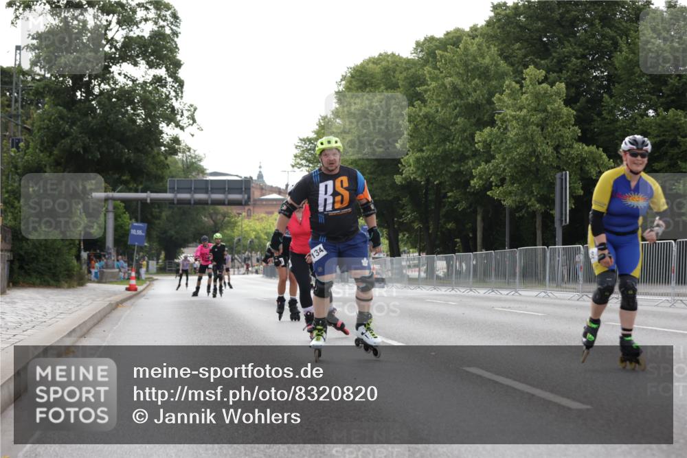 29.06.2025 - hella hamburg halbmarathon Jannik Wohlers http://msf.ph/oto/8320820 29.06.2025 09:00:17 Lombardsbrücke  meine-sportfotos.de