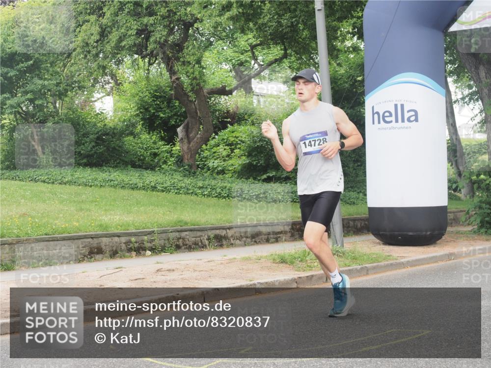 29.06.2025 - hella hamburg halbmarathon KatJ http://msf.ph/oto/8320837 29.06.2025 10:16:27 Zwischen KM18-KM19  meine-sportfotos.de