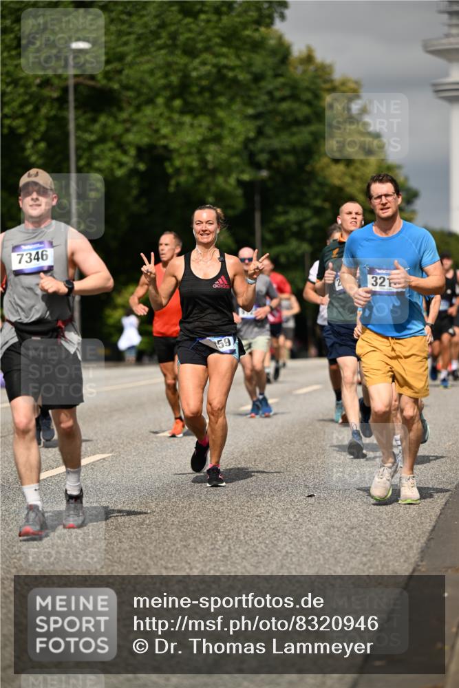 29.06.2025 - hella hamburg halbmarathon Dr. Thomas Lammeyer http://msf.ph/oto/8320946 29.06.2025 10:17:22 Kennedybrücke 1007, 1328, 1859, 2055, 2359, 2904, 2961, 2987, 3218, 3729, 4554, 4950, 5232, 5597, 5598, 6026, 6207, 7346, 7460, 8115, 8279, 8913, 9128, 9527 meine-sportfotos.de