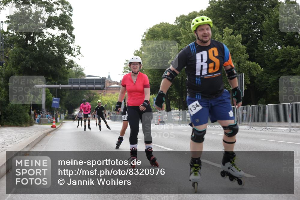 29.06.2025 - hella hamburg halbmarathon Jannik Wohlers http://msf.ph/oto/8320976 29.06.2025 09:00:18 Lombardsbrücke  meine-sportfotos.de