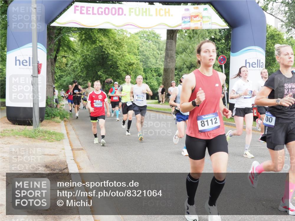 29.06.2025 - hella hamburg halbmarathon MichiJ http://msf.ph/oto/8321064 29.06.2025 10:37:16 Zwischen KM18-KM19 2013, 2020, 2880, 3562, 4247, 7100, 8112, 8437, 8454, 8657, 8921, 9031, 9303, 9491, 9597, 10859, 10860, 11819, 12203, 15950, 16738, 16891 meine-sportfotos.de