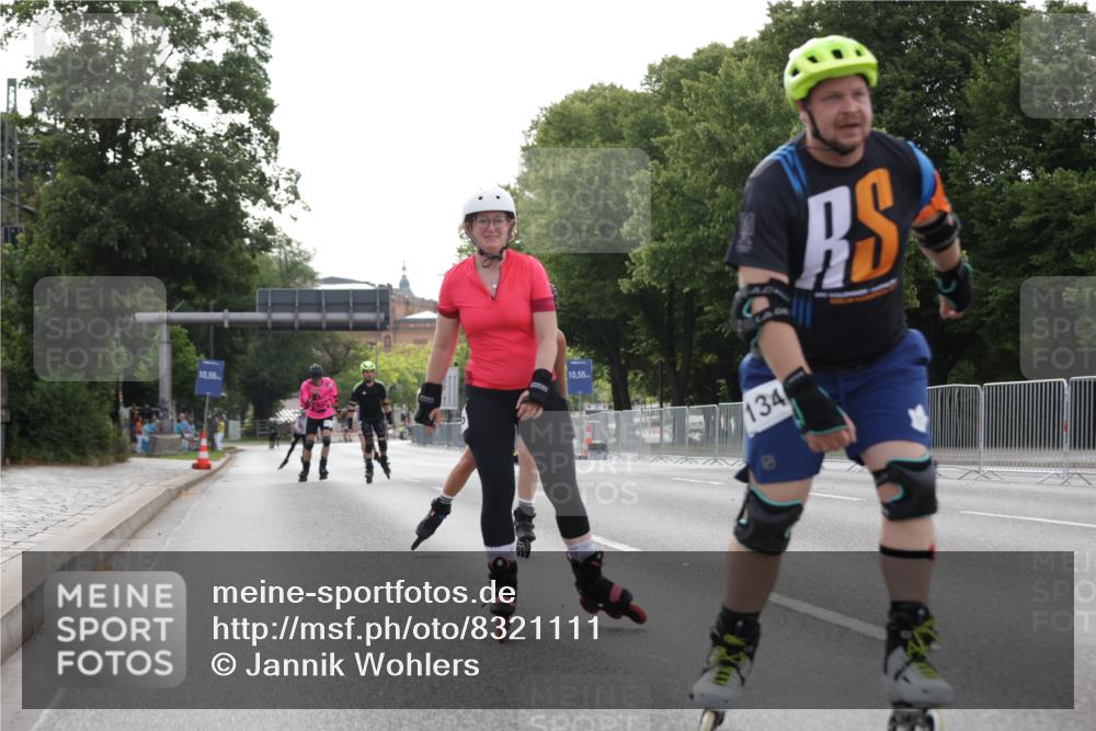 29.06.2025 - hella hamburg halbmarathon Jannik Wohlers http://msf.ph/oto/8321111 29.06.2025 09:00:18 Lombardsbrücke  meine-sportfotos.de