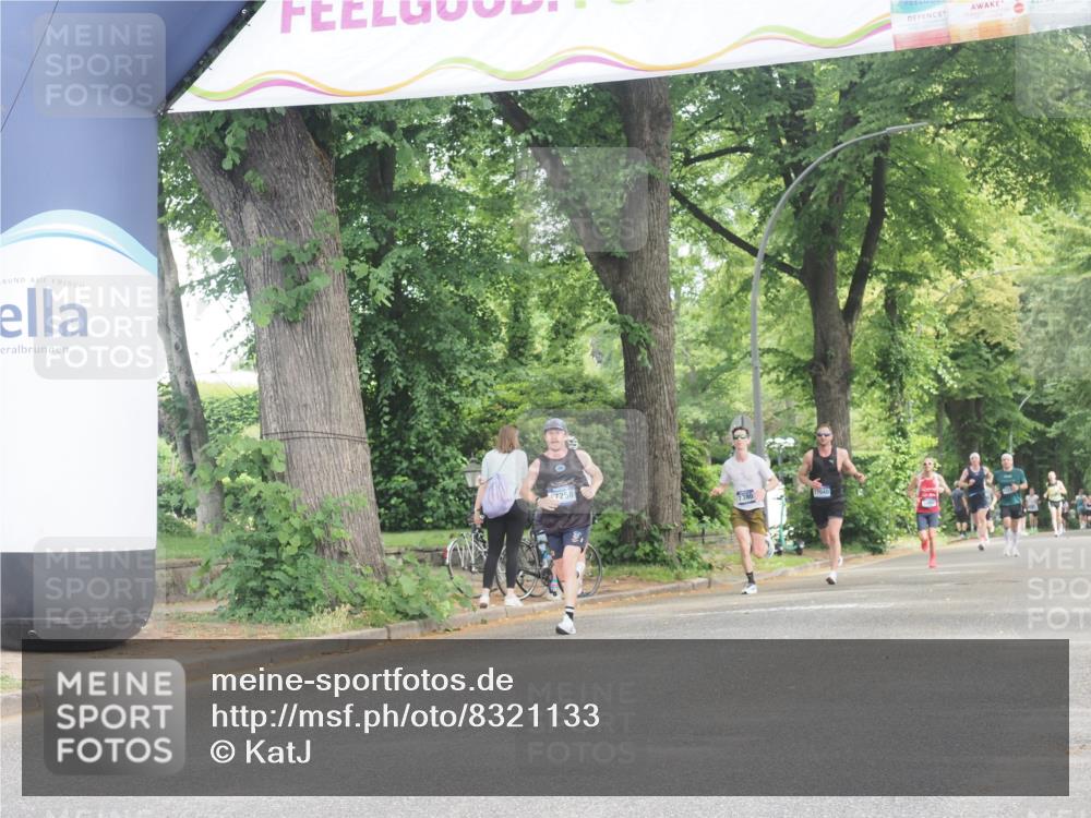 29.06.2025 - hella hamburg halbmarathon KatJ http://msf.ph/oto/8321133 29.06.2025 10:16:30 Zwischen KM18-KM19  meine-sportfotos.de