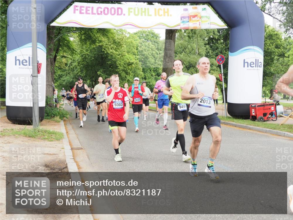 29.06.2025 - hella hamburg halbmarathon MichiJ http://msf.ph/oto/8321187 29.06.2025 10:37:18 Zwischen KM18-KM19 1630, 2013, 2880, 3562, 6115, 7100, 8112, 8437, 8454, 8657, 8921, 9031, 9303, 9491, 9597, 10859, 10860, 12203, 14526, 15803, 15950, 16403, 16738, 16891 meine-sportfotos.de