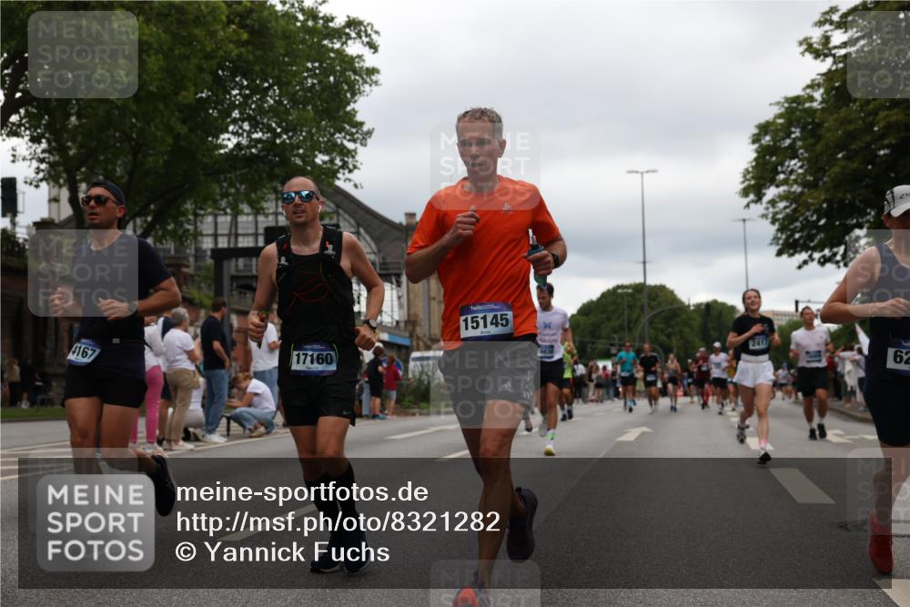 29.06.2025 - hella hamburg halbmarathon Yannick Fuchs http://msf.ph/oto/8321282 29.06.2025 10:51:07 20KM 1387, 1485, 1715, 1719, 1972, 2034, 2282, 2417, 2652, 2676, 3435, 4167, 5033, 5728, 6272, 6720, 7269, 8744, 9577, 9820, 10133, 11043, 11590, 11612, 11832, 12774, 13245, 13376, 13523, 13863, 14361, 14369, 14737, 14881, 14951, 15110, 15125, 15145, 15220, 15664, 15726, 16093, 16113, 16470, 16830, 16909, 17160, 17201, 17617, 17758, 17769, 17779, 17828, 17848, 18388, 19184 meine-sportfotos.de
