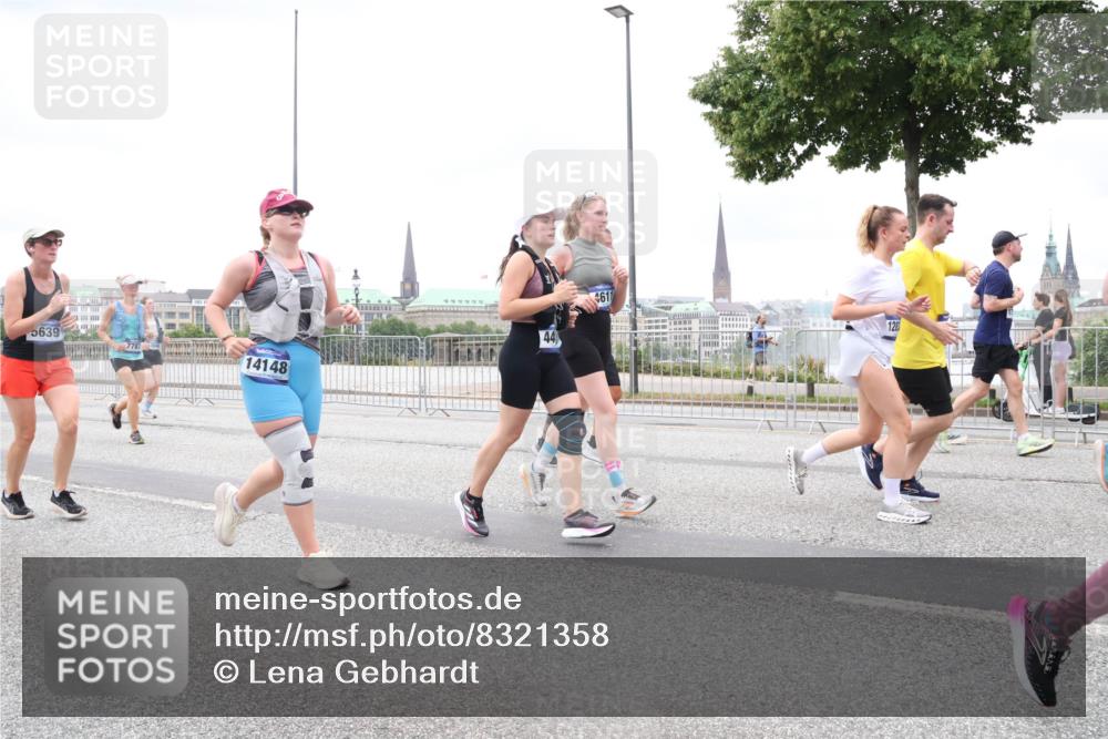 29.06.2025 - hella hamburg halbmarathon Lena Gebhardt http://msf.ph/oto/8321358 29.06.2025 10:57:22 Lombardsbrücke 5639, 7787, 14148, 44, 4611, 128, 1207, 1265, 1643, 2041, 2370, 2871, 3195, 3385, 3387, 3388, 3433, 3470, 3485, 3723, 3750, 3851, 4086, 4106, 4180, 4197, 4241, 4485, 4568, 4569, 4611, 4998, 5057, 5117, 5316, 5632, 5639, 5736, 5738, 6053, 6284, 6827, 6832, 6857, 6981, 7416, 7417, 7592, 7720, 7728, 7787, 7964, 8035, 8039, 8197, 8224, 8287, 8386, 8540, 8546, 8552, 8679, 8708, 8851, 8853, 8873, 9110, 9233, 9298, 9299, 9318, 9496 meine-sportfotos.de