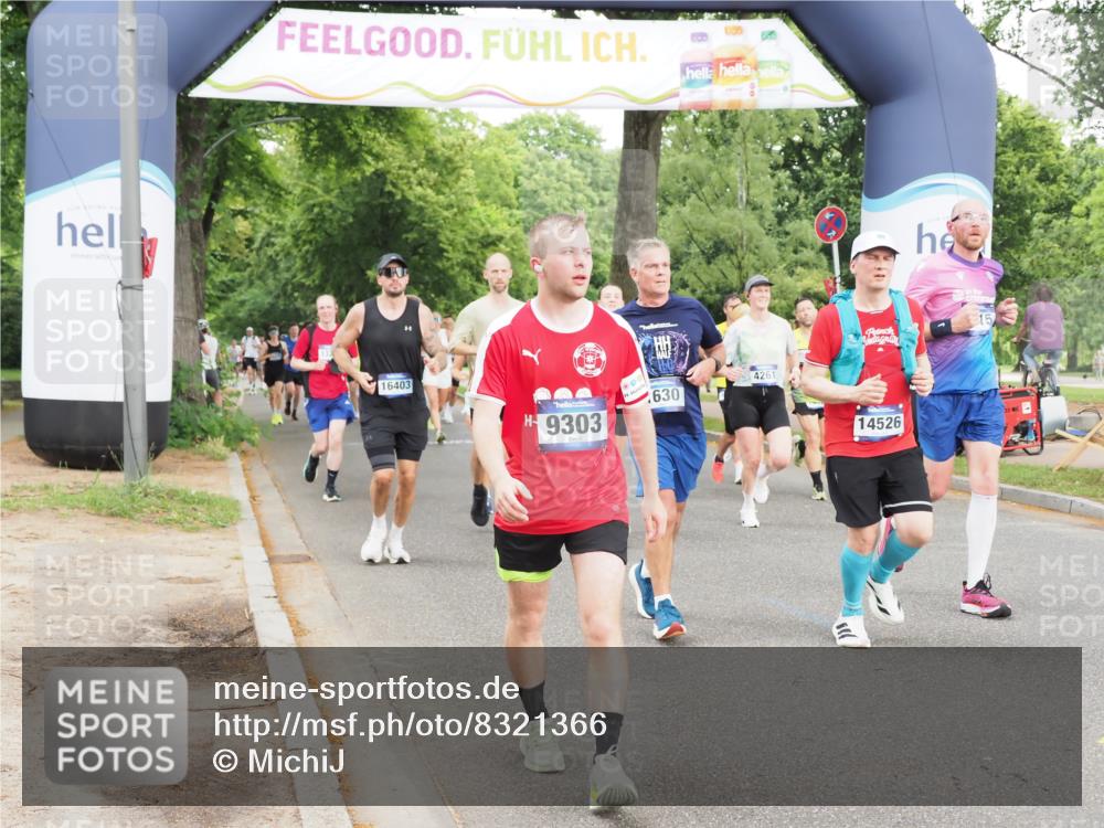 29.06.2025 - hella hamburg halbmarathon MichiJ http://msf.ph/oto/8321366 29.06.2025 10:37:20 Zwischen KM18-KM19 1630, 2013, 4261, 6115, 7100, 8112, 8437, 8454, 8657, 9491, 9597, 9695, 10860, 12203, 13225, 14012, 14526, 15620, 15803, 16403, 16891, 18489, 19020 meine-sportfotos.de