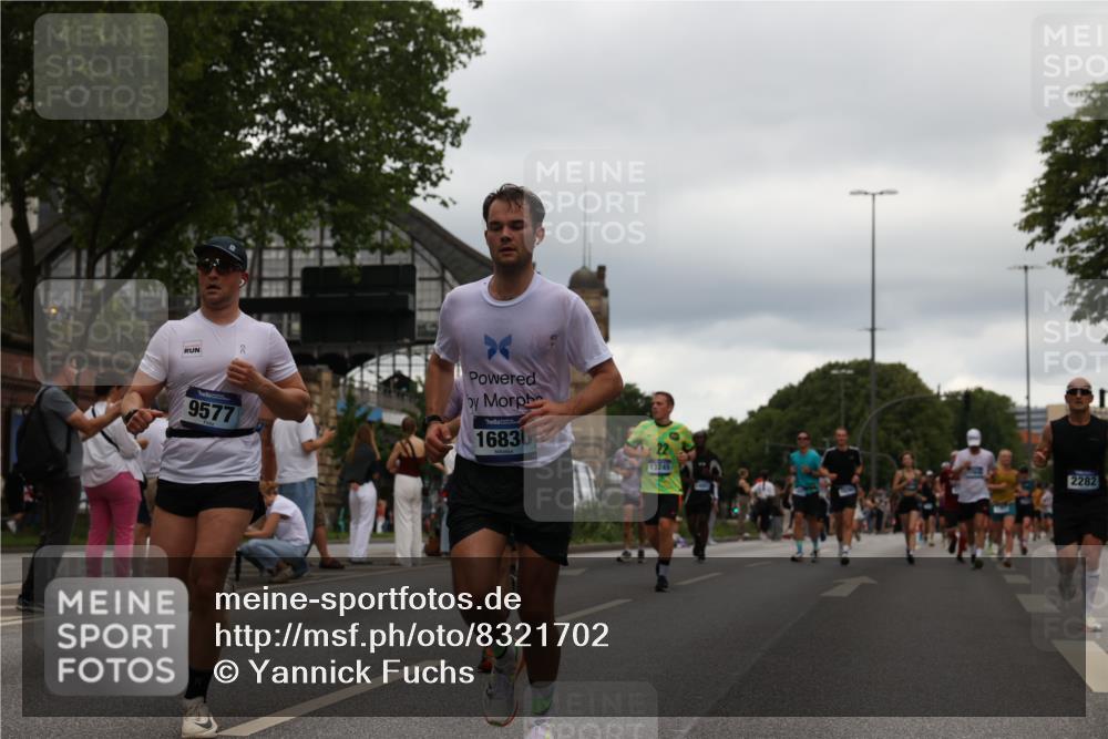 29.06.2025 - hella hamburg halbmarathon Yannick Fuchs http://msf.ph/oto/8321702 29.06.2025 10:51:09 20KM 1387, 1485, 1715, 1719, 1972, 2282, 2417, 2652, 2676, 3435, 4167, 4261, 5015, 5033, 5134, 5457, 5458, 5728, 6272, 6720, 7159, 7269, 8744, 9577, 10133, 11043, 11590, 11612, 11832, 12774, 13245, 13376, 13523, 13863, 14361, 14369, 14737, 14881, 14951, 15090, 15110, 15125, 15145, 15220, 15664, 15726, 16093, 16470, 16830, 16909, 17160, 17201, 17617, 17758, 17769, 17779, 17828, 17848, 18388 meine-sportfotos.de