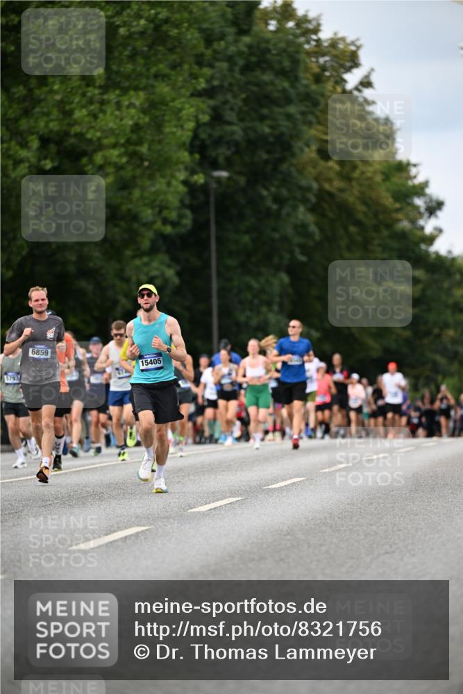 29.06.2025 - hella hamburg halbmarathon Dr. Thomas Lammeyer http://msf.ph/oto/8321756 29.06.2025 10:39:14 Kennedybrücke 1417, 1497, 1821, 1849, 2265, 2482, 3130, 3409, 4564, 4884, 5027, 5453, 5793, 6335, 6571, 6746, 6803, 6859, 7020, 7386, 7733, 8369, 9164, 9248, 9342, 10335, 10393, 10464, 10606 meine-sportfotos.de