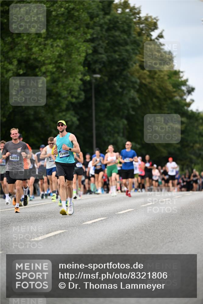 29.06.2025 - hella hamburg halbmarathon Dr. Thomas Lammeyer http://msf.ph/oto/8321806 29.06.2025 10:39:14 Kennedybrücke 1417, 1497, 1821, 1849, 2265, 2482, 3130, 3409, 4564, 4884, 5027, 5453, 5793, 6335, 6571, 6746, 6803, 6859, 7020, 7386, 7733, 8369, 9164, 9248, 9342, 10335, 10393, 10464, 10606 meine-sportfotos.de