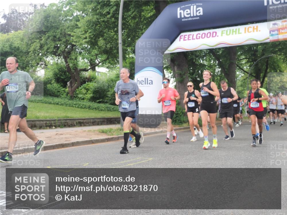 29.06.2025 - hella hamburg halbmarathon KatJ http://msf.ph/oto/8321870 29.06.2025 10:46:02 Zwischen KM18-KM19 2957, 3181, 6208, 7259, 8089 meine-sportfotos.de