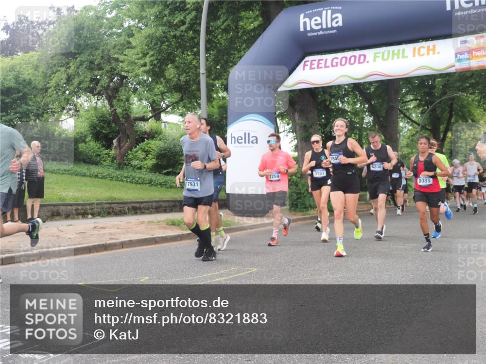 29.06.2025 - hella hamburg halbmarathon KatJ http://msf.ph/oto/8321883 29.06.2025 10:46:02 Zwischen KM18-KM19 2957, 3181, 6208, 7259, 8089 meine-sportfotos.de