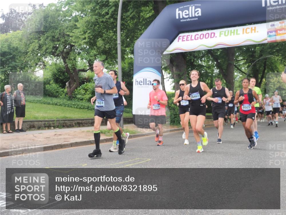 29.06.2025 - hella hamburg halbmarathon KatJ http://msf.ph/oto/8321895 29.06.2025 10:46:02 Zwischen KM18-KM19 2957, 3181, 6208, 7259, 8089 meine-sportfotos.de
